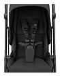 1204672110_2021_maxicosi_stroller_Leona_essentialblack_front_easyinmagneticharness