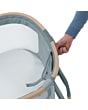 2121052110_2022_maxicosi_homeequipment_bed_ioraair_beyondgrey_zoom__easytowash-2