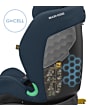 8835875110_2022_usp2_maxicosi_carseat_toddlerchildcarseat_titanisize_blue_basicblue_gcellsideimpact_side