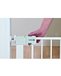 SF2448_2019_safety1st_homesafety_safetygates_autoclose_white_securetechgreen