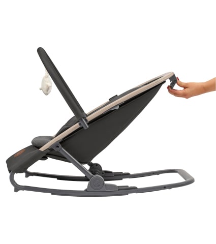 2835043110U3Y2023_2023_maxicosi_homeequipment_bouncer_kori_graphite_beyondgraphite_onehandreclining_side
